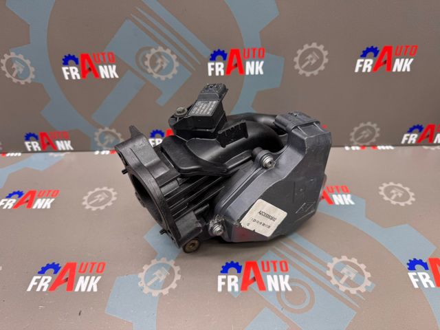 Дросільна заслінка в зборі 145138377R RENAULT