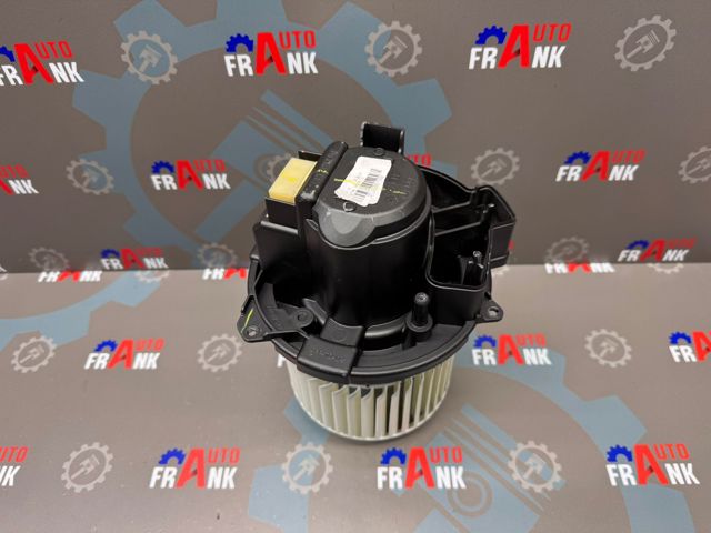 Електромотор пічки 272104788R RENAULT