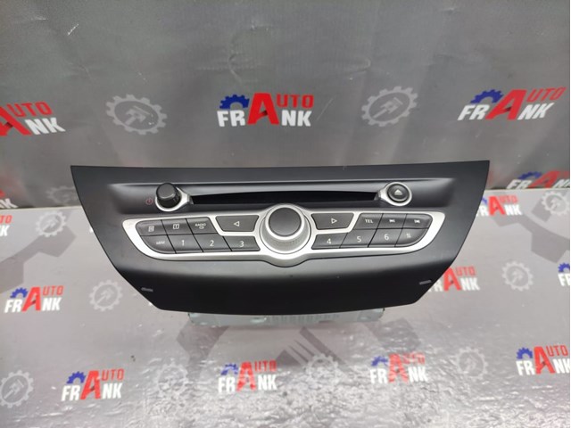 Магнітола 281155676R RENAULT