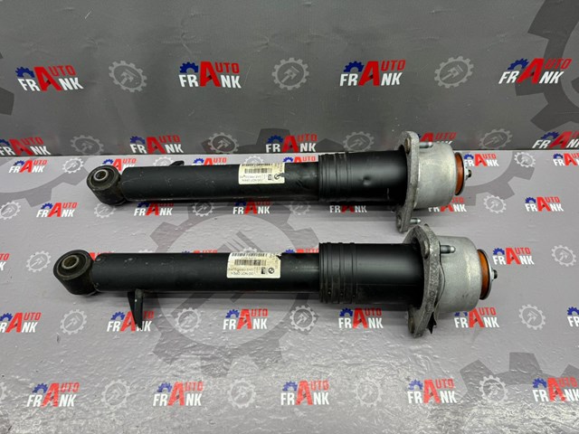 Стійка задня права 33526781928 BMW