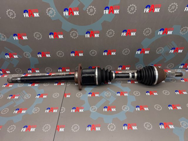 Привід передній правий 39100JD72B NISSAN