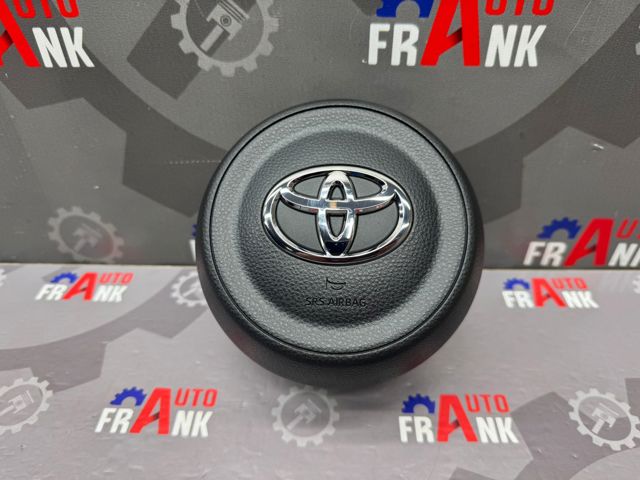 Подушка безпеки водія 45130K0041C0 TOYOTA