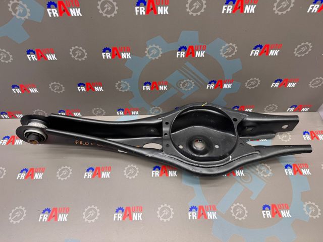 Балансир задній нижній, лівий 55210G4AA0 HYUNDAI