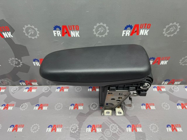 Кришка підліктника 58905K0020C1 TOYOTA