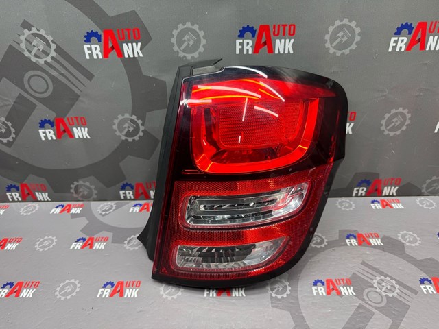 Задній правий зовнішній ліхтар 6351KQ PEUGEOT