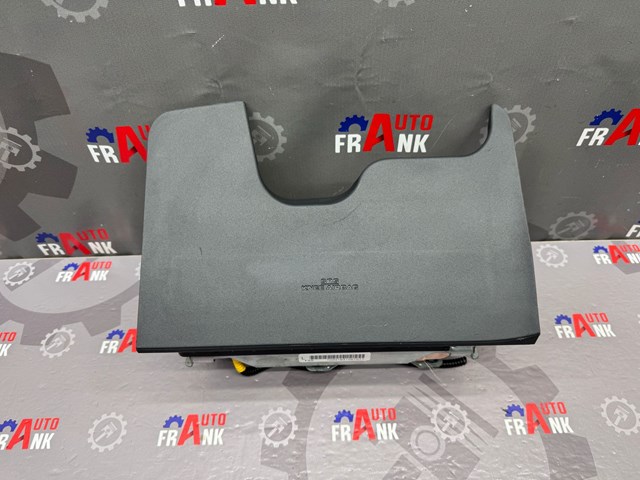 Подушка Айрбег водія захисту колін 739000D010B0 TOYOTA