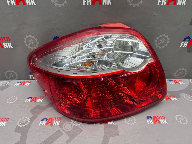 Задні ліхтарі 8156102540 TOYOTA