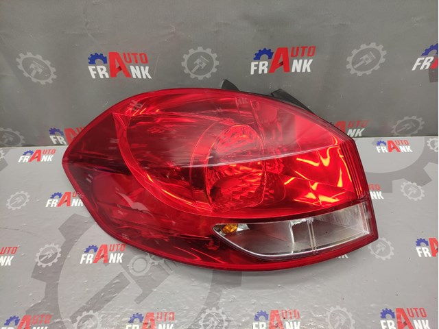 Задня ліва фара 8200586843 RENAULT