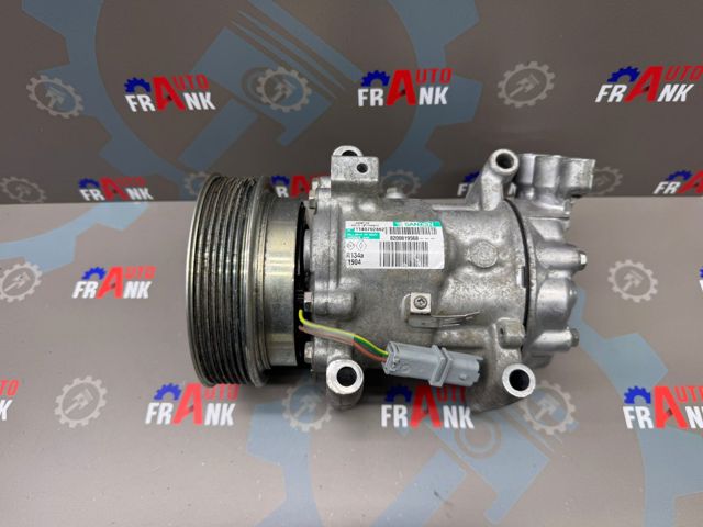 Компресор кліматичної установки 8200819568 RENAULT