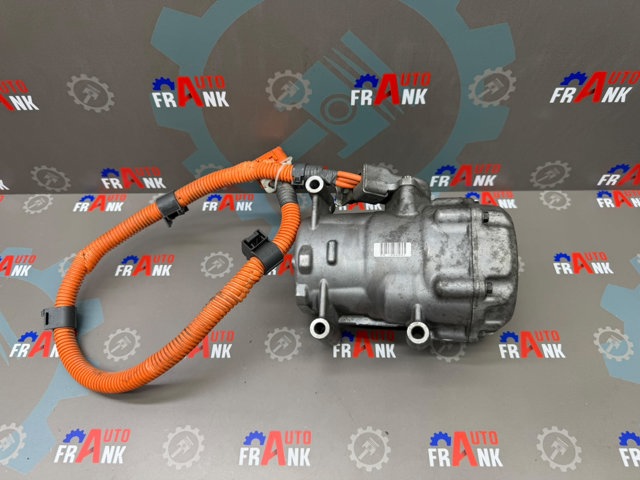 Компресор системи кондиціювання 8837047010 TOYOTA