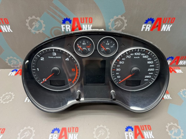 Щиток приладів 8P0920932C VAG