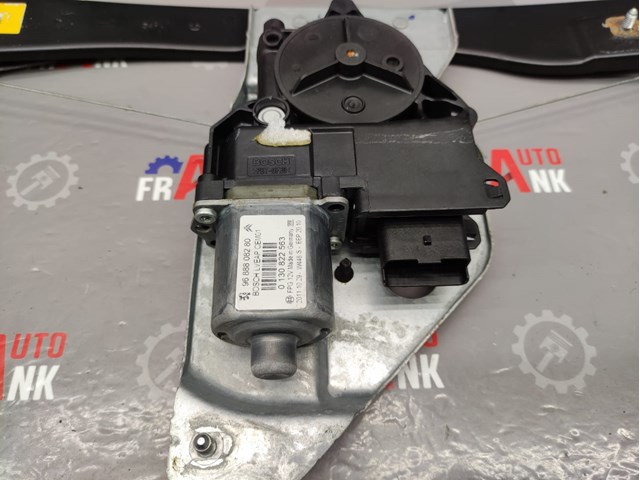 Склопідйомник з електродвигуном 9221GY PEUGEOT