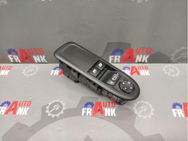 Кнопковий блок керування склопідіймачами передній лівий 98012283XT PEUGEOT