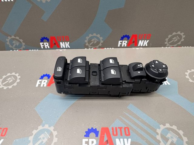 Кнопковий блок керування склопідіймачами передній лівий 98421760ZD PEUGEOT