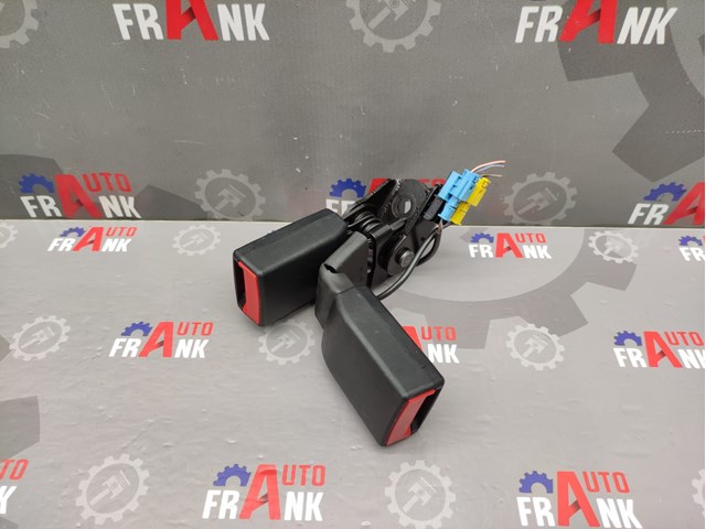Пасок безпеки задній правий A1768600469 MERCEDES
