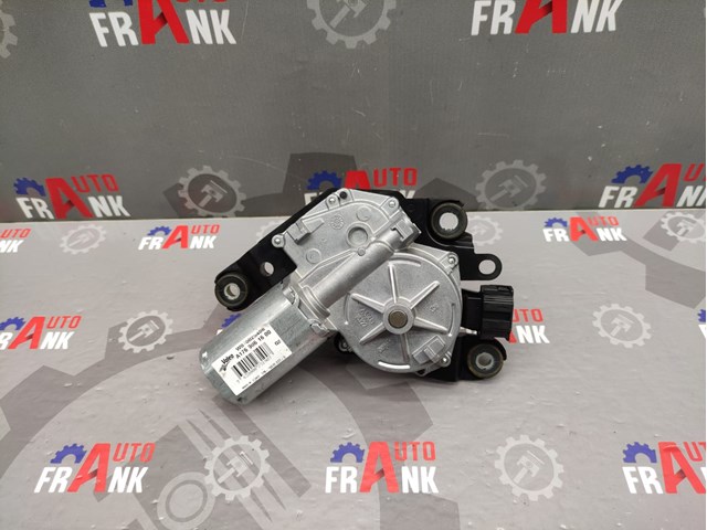 Склоочисник дверей задка A1769061600 MERCEDES