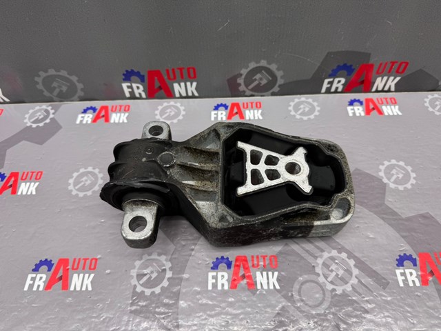 Задня подушка двигуна A2462401209 MERCEDES