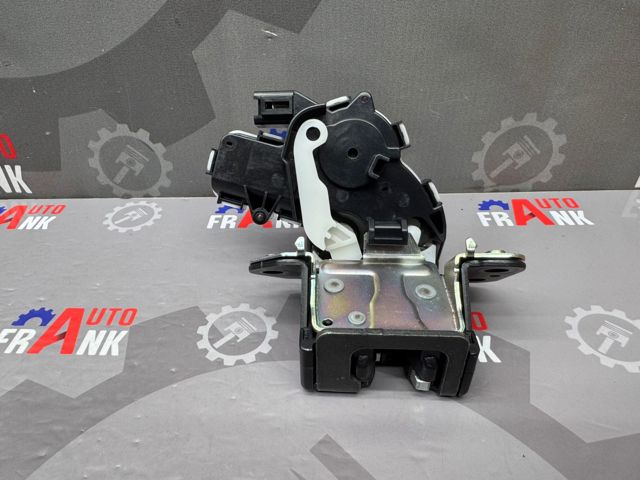 Замок п'ятих дверей G33M62310B MAZDA