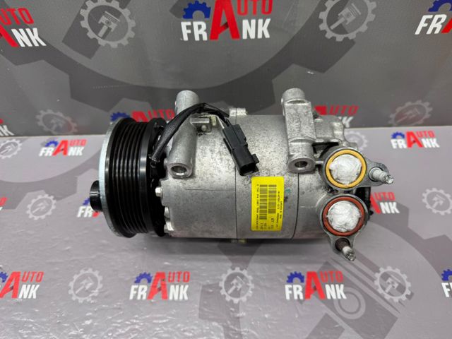 Компресор холодоагенту LR051045 LAND ROVER