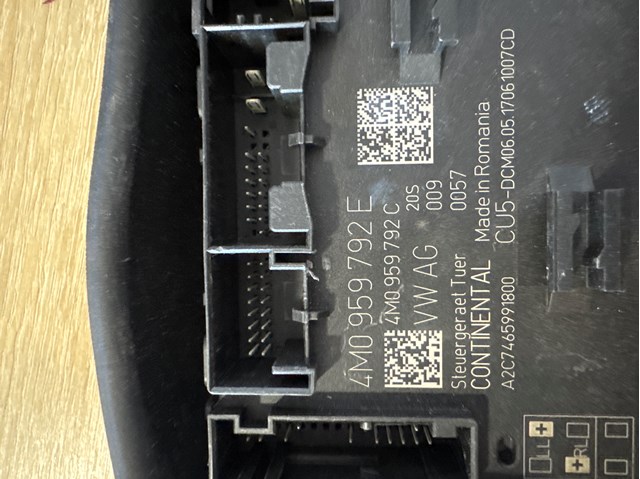 Блок комфорту передніх дверей 4M0959792E VAG