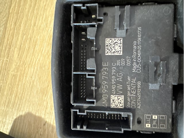 Блок комфорту передніх дверей 4M0959793E VAG