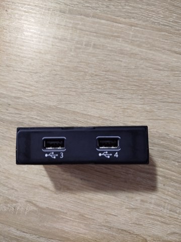 USB-розгалужувач 4N0035722 VAG
