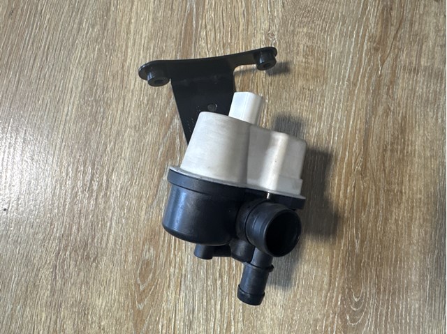 Клапан абсорбера паливних парів 7L0906243F VAG