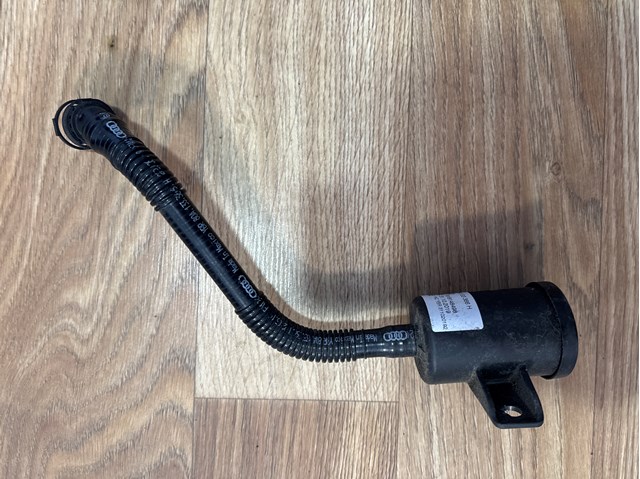 Клапан абсорбера паливних парів 80A133366H VAG
