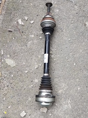 Піввісь задня, права 80A501204F VAG
