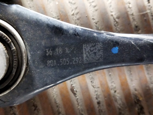 Балансир задній правий 80A505292 VAG