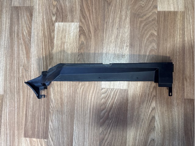Ущільнювач арки крила 80A821170A VAG