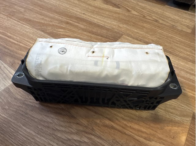 Подушка безпеки бокова 80A880204G VAG