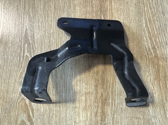 Кронштейн розширювального бачка 8W0121232F VAG