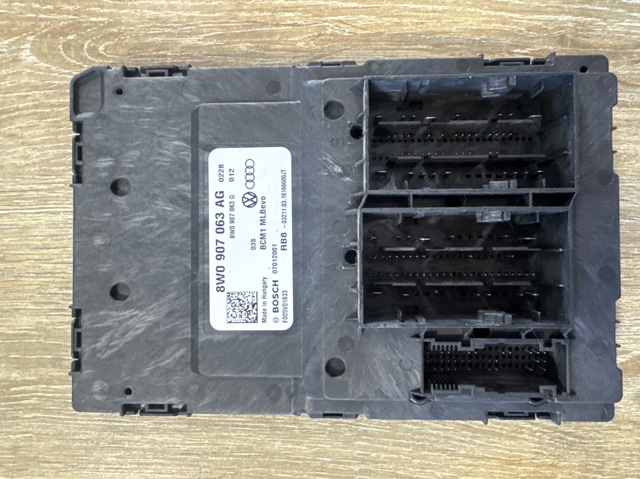 Блок комфорту 8W0907063AG VAG