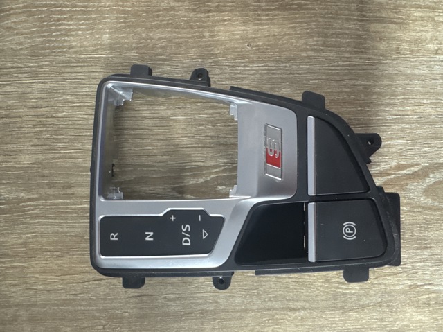 Ручка важеля коробки передач 8W1713111B VAG