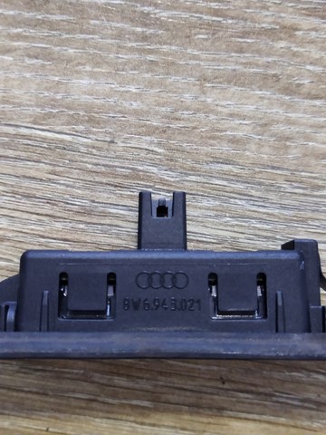 Ліхтар освітлення номерного знака 8W6943021A VAG