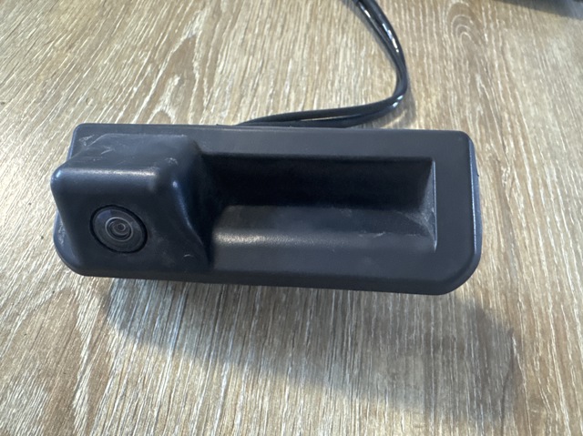 Камера системи забезпечення видимості 8W8827566D VAG