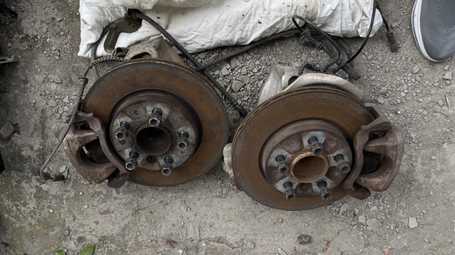 Підшипник задньої маточини 33416867927 BMW