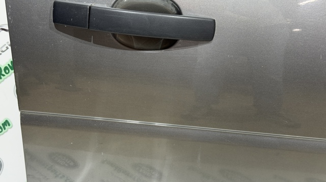 Пасажирські передні двері Land Rover Freelander 2