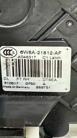 Замок двері правої передньої LR091524 LAND ROVER