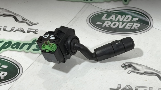 Перемикач підрульовий, правий XPE500110 LAND ROVER