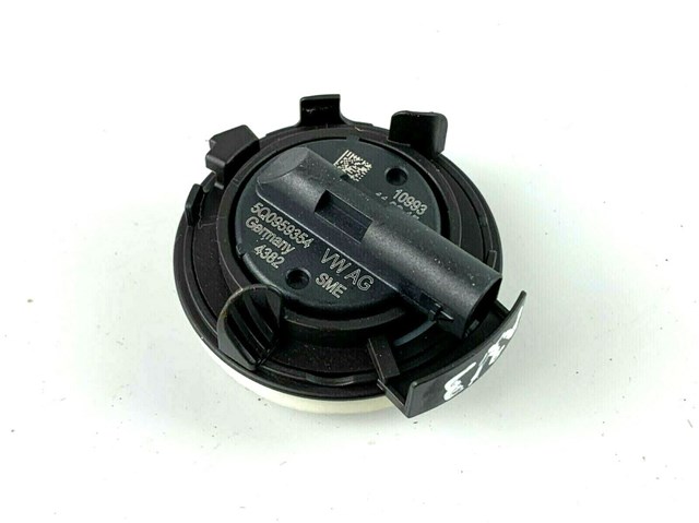 Датчик Ейрбег передній 5Q0959354 VAG