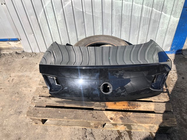 Кришка багажника кузова A2057501675 MERCEDES
