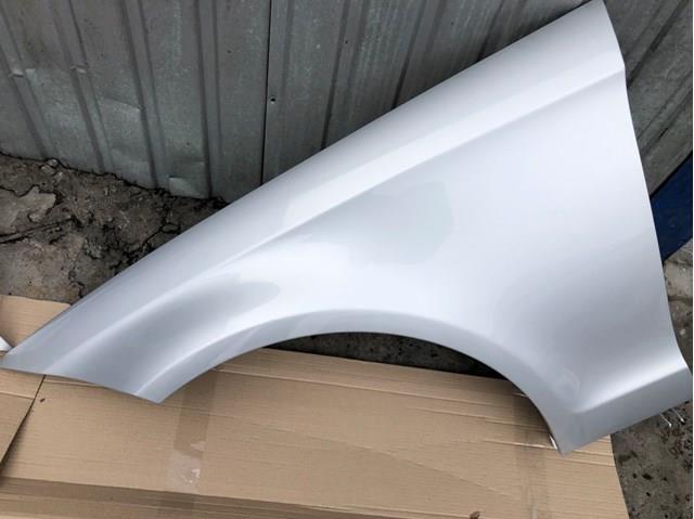 Переднє ліве крило A2188800118 MERCEDES