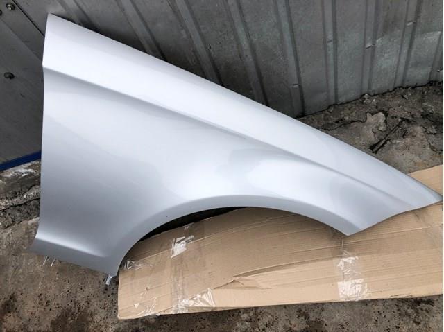 Переднє праве крило A2188800218 MERCEDES