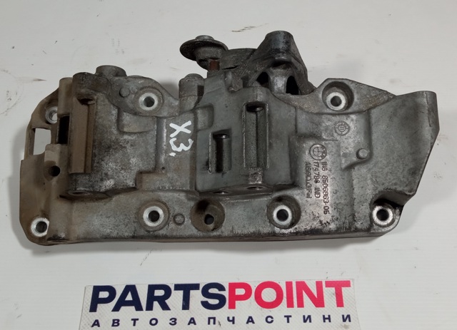 Кронштейн компресора кондиціонера 11168506863 BMW