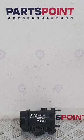 Трубка, що нагнітається верхня ліва 11618519492 BMW