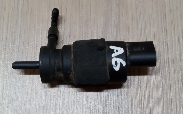 Насос омивача Шкода Суперб I