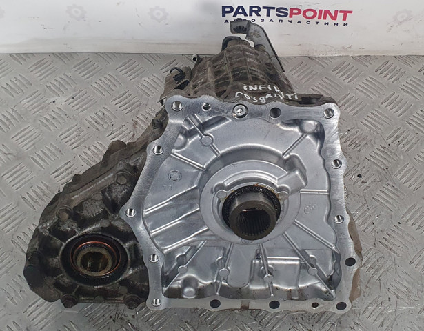 Коробка роздавальна 331001BU0A NISSAN