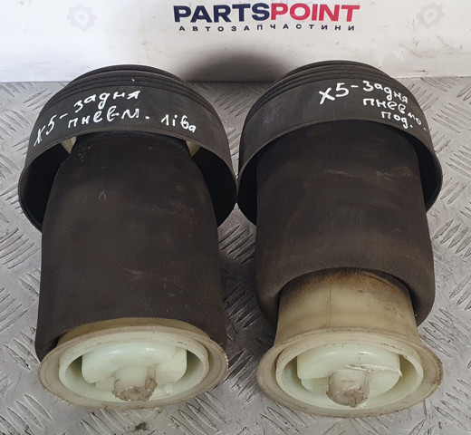 Пневморессора задня 37126790080 BMW